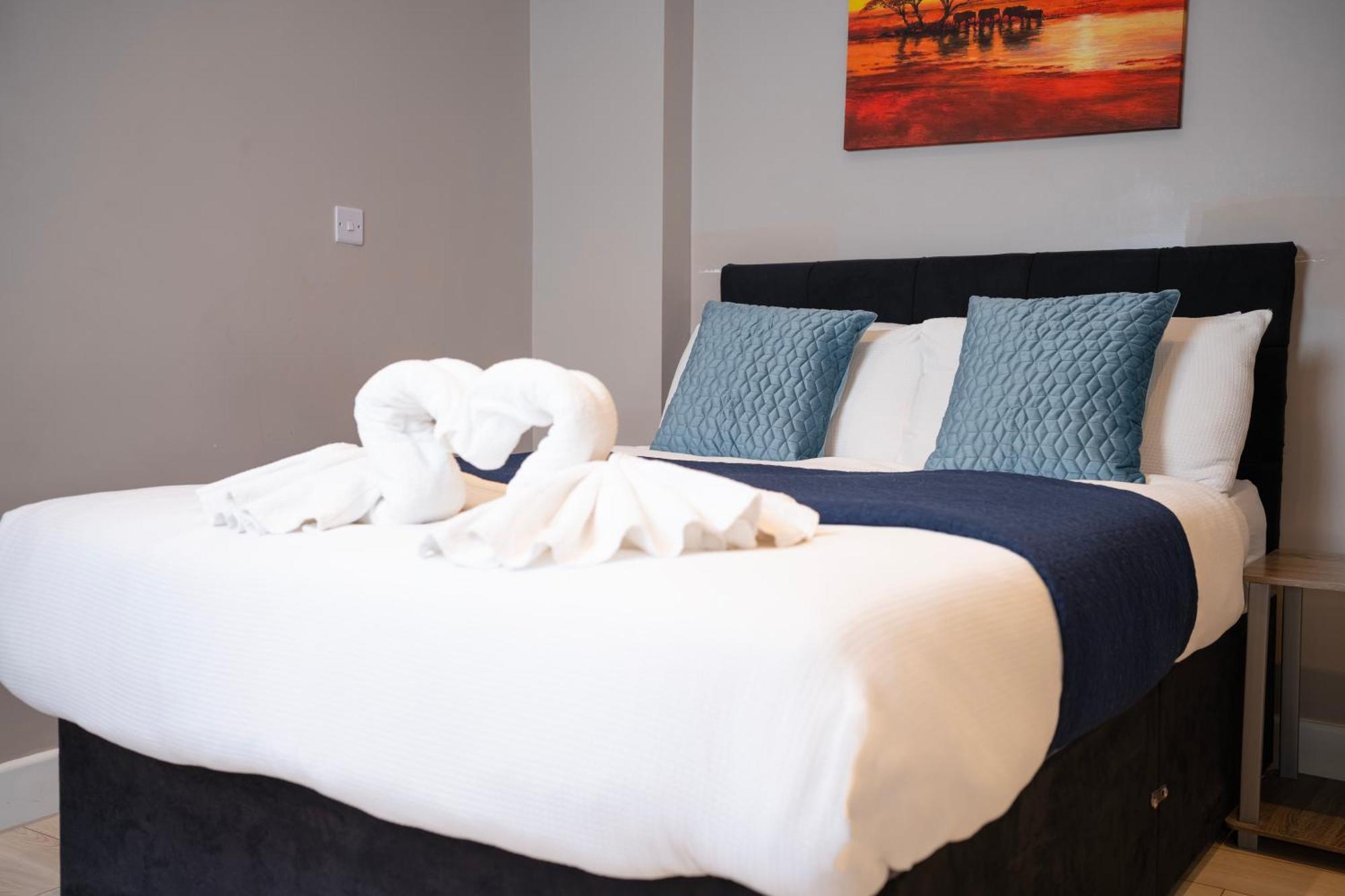 Paragraph Edmonton * Palmers Green
