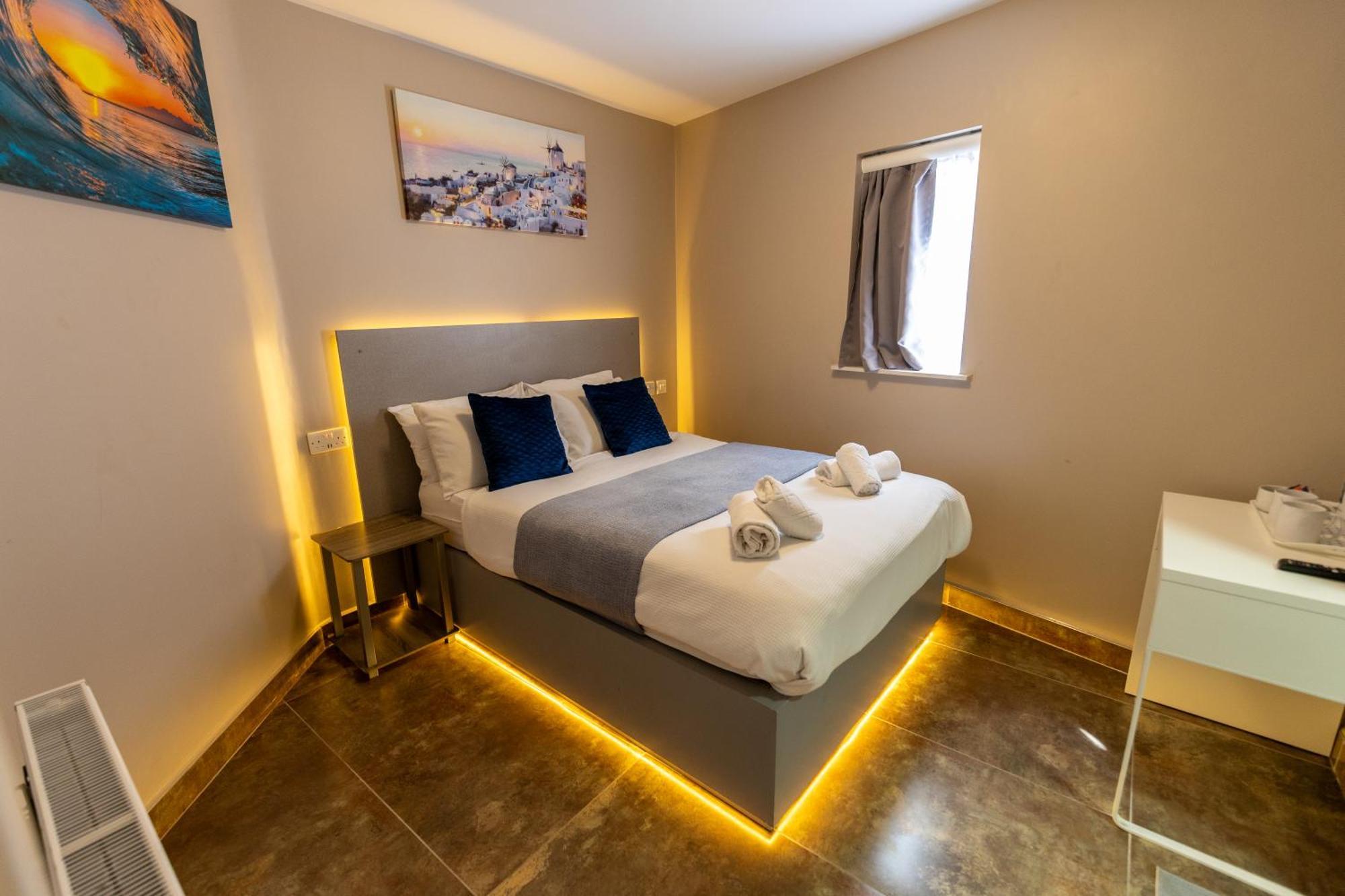 Paragraph Edmonton Palmers Green