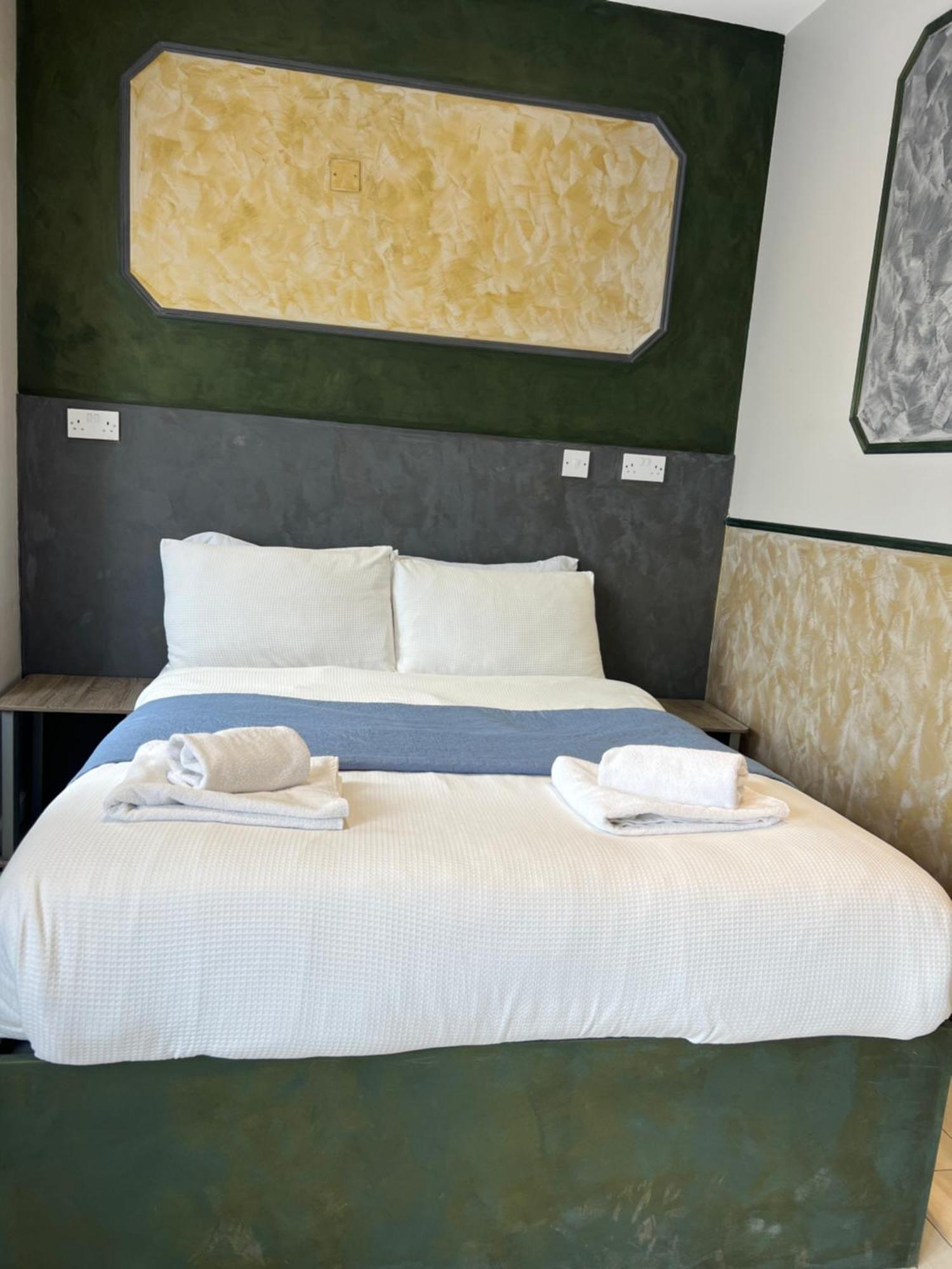 Hotel Paragraph Edmonton