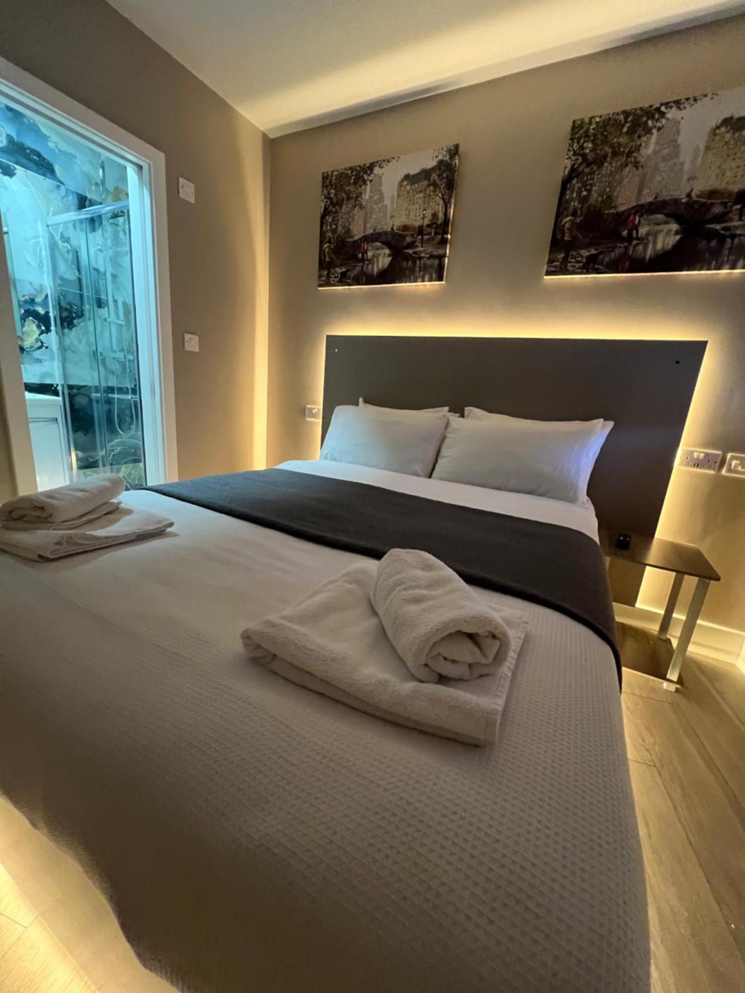 Paragraph Edmonton Palmers Green
