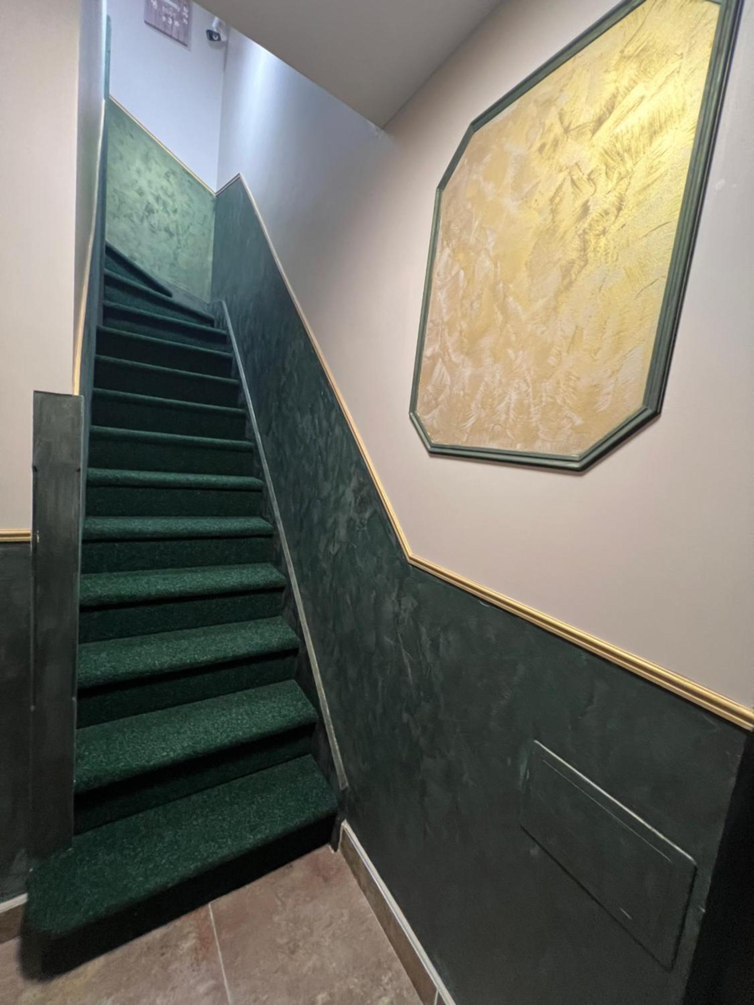 Paragraph Edmonton Hotel Palmers Green