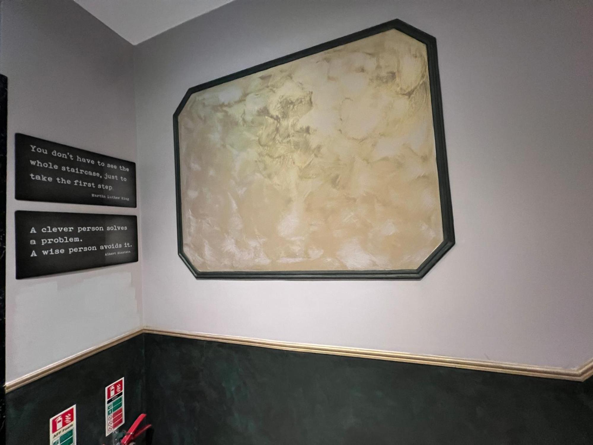 Hotel Paragraph Edmonton