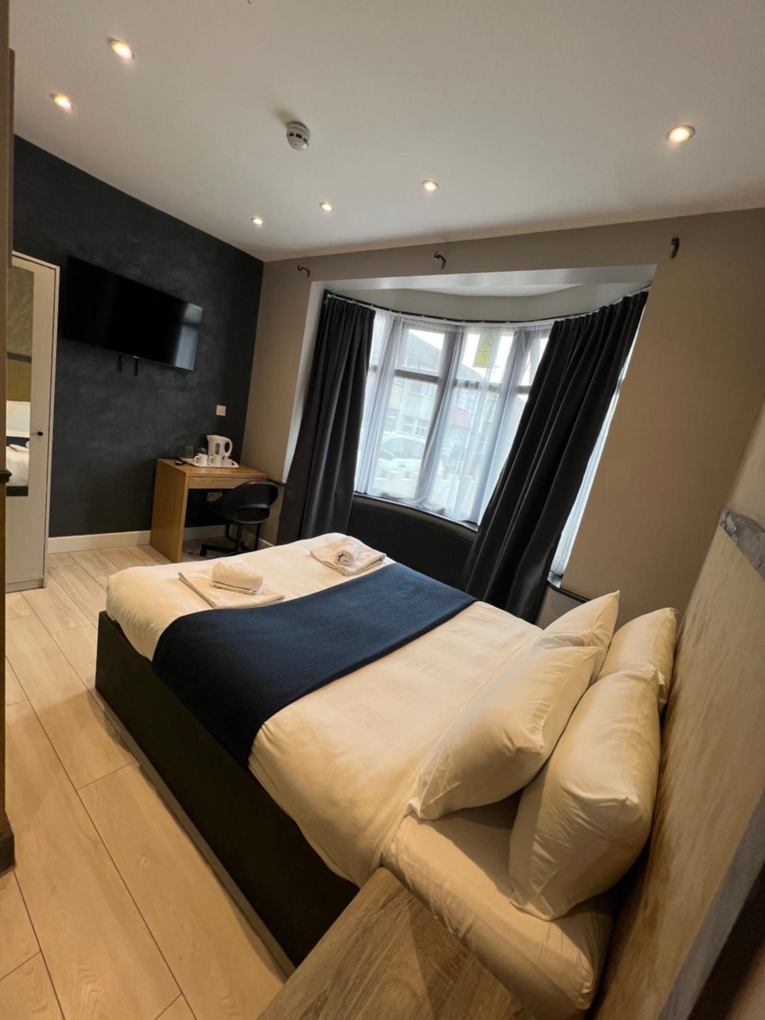 Hotel Paragraph Edmonton